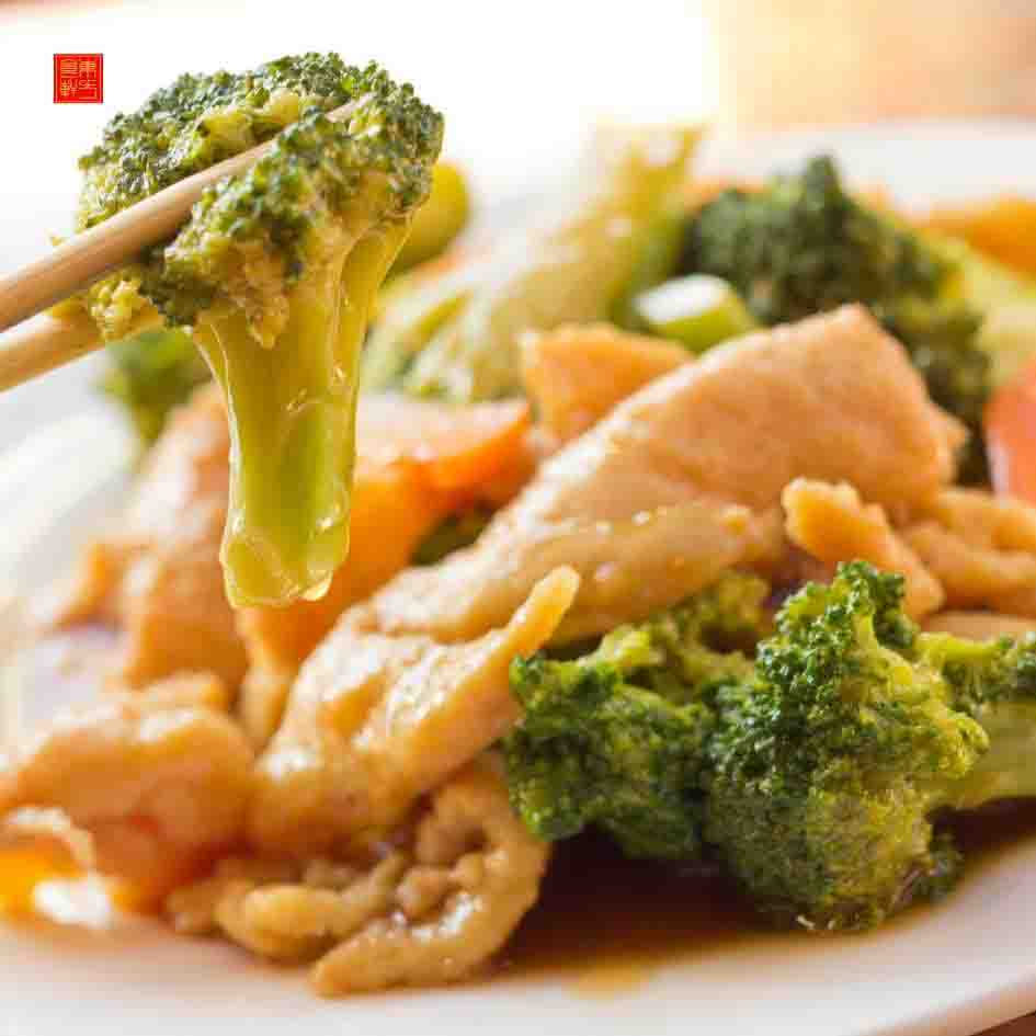 Brocoli chinois à l’ail / Chinese broccoli with garlic