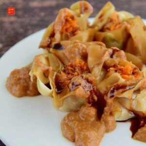 Raviolis à la sauce d’arachide / Dumplings with peanut sauce (10)